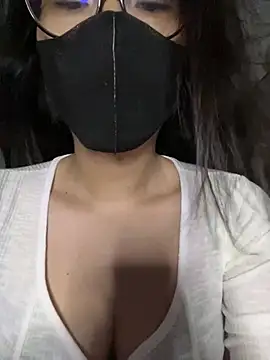 Snapshot of ZzyzyZ-009 chatting on July 17, 2026, 5:36 am ZzyzyZ-009 online show from July 17, 2026, 5:36 am