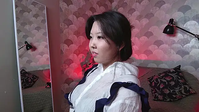 Snapshot of AzureMimi chatting on May 1, 2026, 1:48 pm AzureMimi online show from May 1, 2026, 1:48 pm