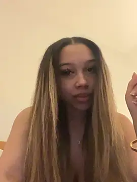 Secretlyspicyx online show from April 16, 2026, 9:50 pm