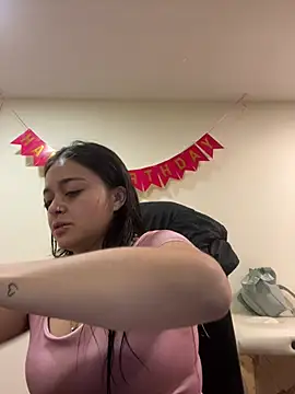 Snapshot of Selene__Ferrer chatting on April 29, 2026, 12:42 pm Selene Ferrer online show from April 29, 2026, 12:42 pm