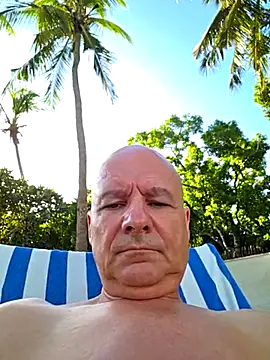 mannohmann5 online show from June 12, 2026, 1:32 pm
