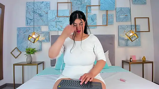 Snapshot of alexia_summer chatting on May 7, 2026, 1:16 pm alexia summer online show from May 7, 2026, 1:16 pm