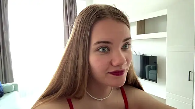 Snapshot of doana_bebriti chatting on July 1, 2026, 10:06 am doana bebriti online show from July 1, 2026, 10:06 am