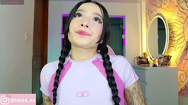 issa dolly online show from June 3, 2026, 10:37 pm