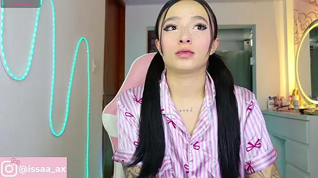 issa dolly online show from June 11, 2026, 9:57 pm