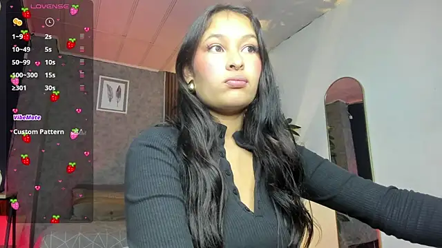 Snapshot of Milenka-5 chatting on May 1, 2026, 6:23 pm Milenka-5 online show from May 1, 2026, 6:23 pm
