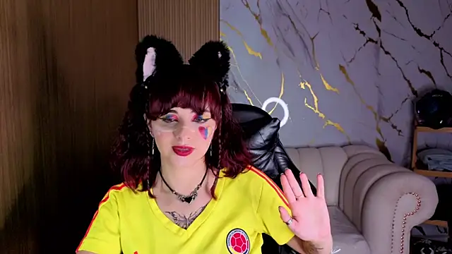 Snapshot of Cherry_tf chatting on June 17, 2026, 10:00 pm Cherry tf online show from June 17, 2026, 10:00 pm