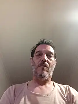 Snapshot of Miramipollagorda chatting on May 8, 2026, 2:06 am Miramipollagorda online show from May 8, 2026, 2:06 am
