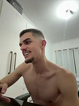 Santonn  online show from April 24, 2026, 2:25 am