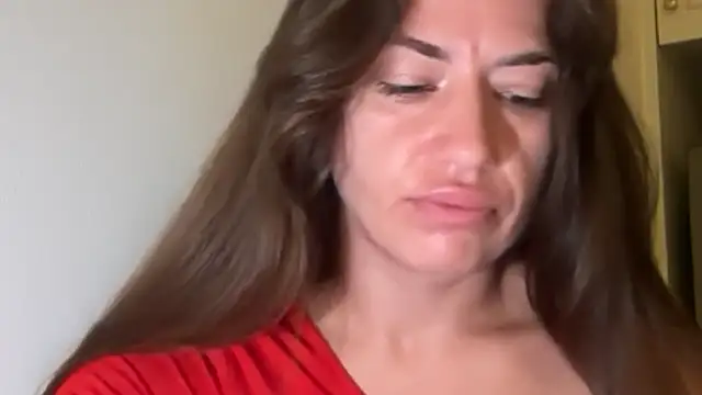 Snapshot of missRorian chatting on April 22, 2026, 3:35 pm missRorian online show from April 22, 2026, 3:35 pm