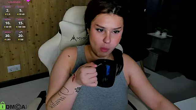 Snapshot of nicolewoss chatting on June 16, 2026, 3:20 am nicolewoss online show from June 16, 2026, 3:20 am