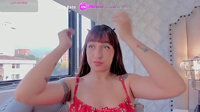 Snapshot of katherine_glow chatting on May 12, 2026, 11:51 am katherine glow online show from May 12, 2026, 11:51 am
