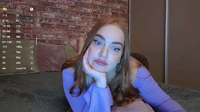 LeryKiss online show from April 29, 2026, 1:37 pm