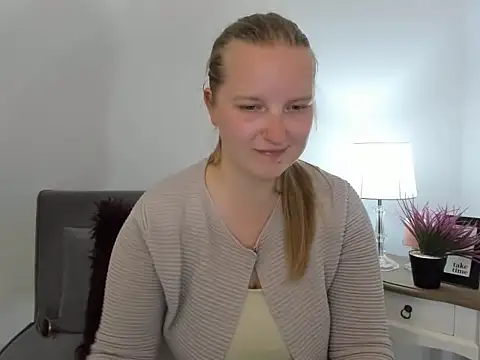 RoseTeacherX online show from April 21, 2026, 5:28 pm