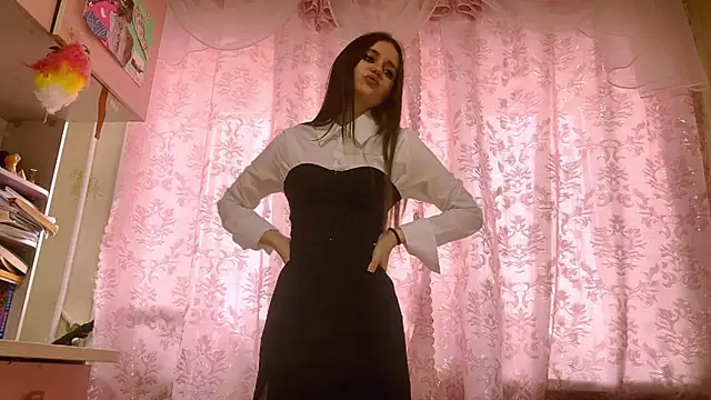 MargueritaTina online show from April 21, 2026, 8:42 am