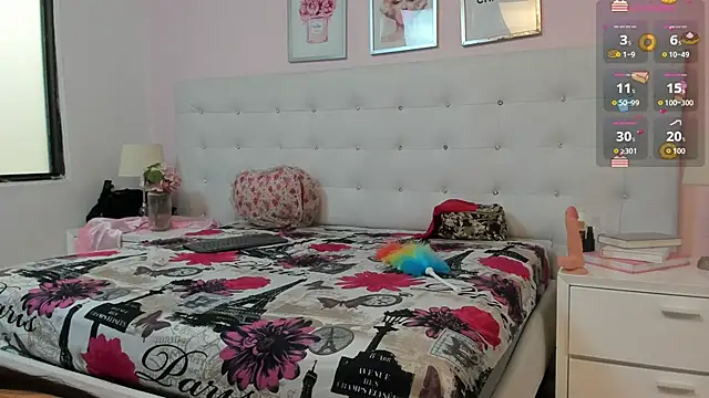 KimberlyBoonee online show from June 22, 2026, 7:55 pm