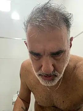 Calamar70 online show from April 17, 2026, 7:28 pm