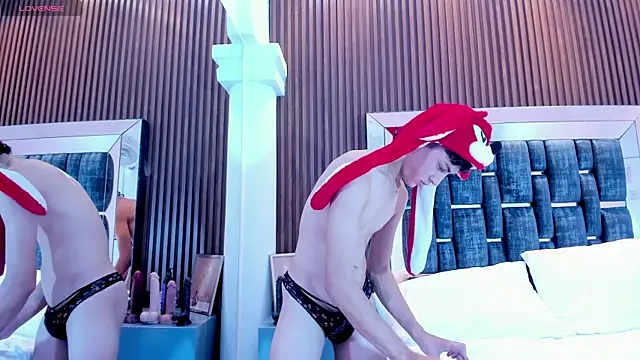 camy cann  online show from April 15, 2026, 7:58 pm