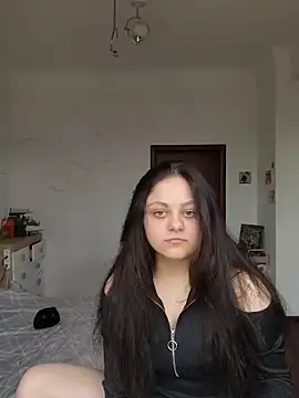  Mikky lil  online show from April 21, 2026, 11:27 am