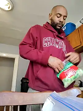 awwbabyyes77 online show from April 21, 2026, 2:45 pm