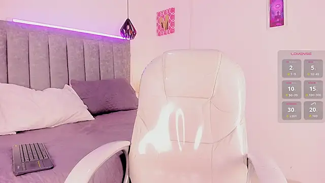 Snapshot of Dalia_nix_ chatting on June 16, 2026, 4:48 am Dalia nix online show from June 16, 2026, 4:48 am