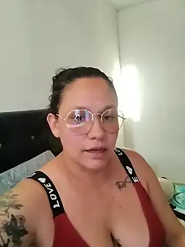 conejita 99 online show from April 24, 2026, 10:23 pm