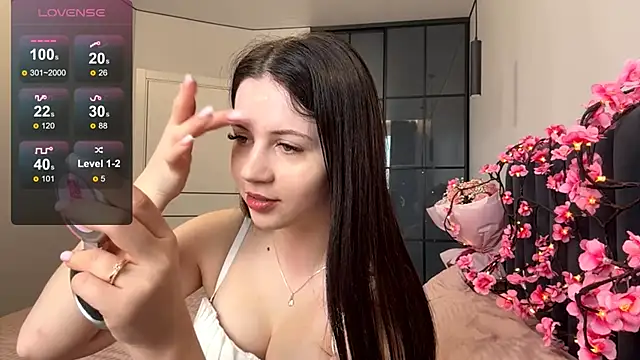 Rose Retslav online show from April 21, 2026, 9:26 am