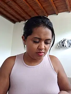 Ayla Phone online show from June 3, 2026, 4:56 pm