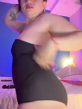 Samantha-Collinss online show from April 21, 2026, 10:43 am