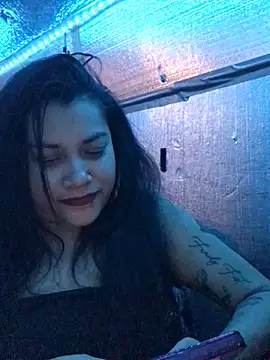 Blackwidow96 online show from April 17, 2026, 10:18 am