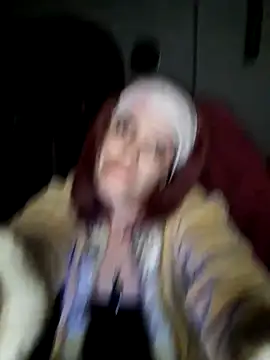 SOLyLunita2232nuevo online show from April 18, 2026, 6:50 am