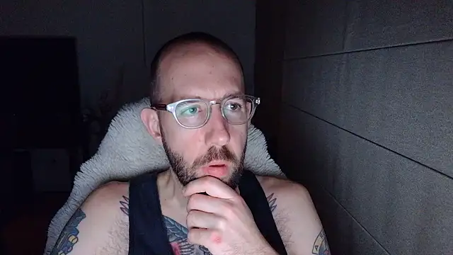 steveperry6969 online show from April 21, 2026, 12:22 pm