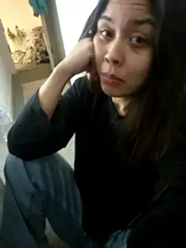 Ariana2001 online show from April 19, 2026, 6:10 pm