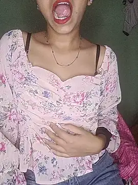 Snapshot of Rashmika__Rouni chatting on June 11, 2026, 8:07 pm Rashmika Rouni online show from June 11, 2026, 8:07 pm