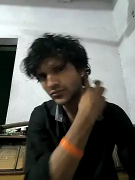 CelestialLeo9 online show from April 18, 2026, 7:18 pm