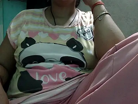 Sexy Mahekk online show from May 21, 2026, 4:25 pm
