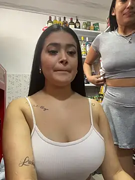 Snapshot of Sara_fun chatting on November 23, 2025, 4:40 pm Sara fun online show from November 23, 2025, 4:40 pm