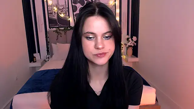  Scarlett Lee  online show from April 28, 2026, 11:59 am