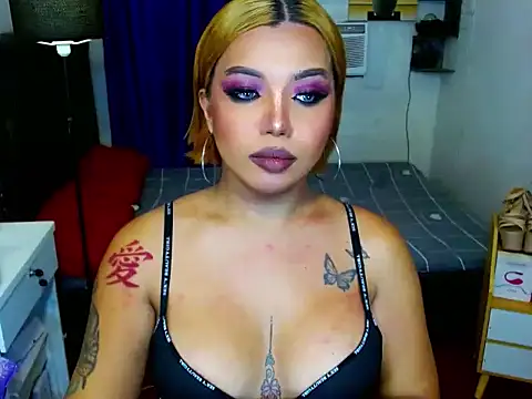 Snapshot of LovelyVictoriaTs chatting on April 15, 2026, 7:58 pm LovelyVictoriaTs online show from April 15, 2026, 7:58 pm