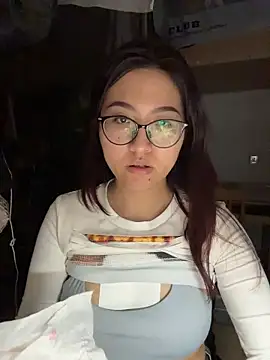 pinkouou online show from April 21, 2026, 4:56 pm