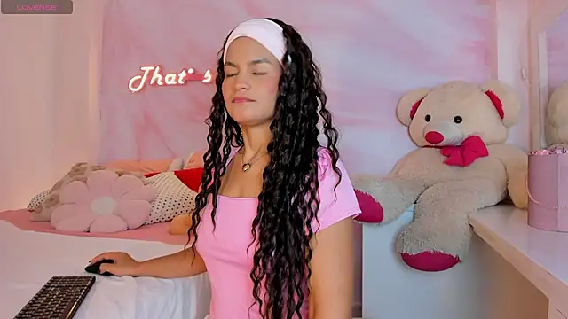 Snapshot of Marilyn_Mulata chatting on July 21, 2026, 6:54 pm Marilyn Mulata online show from July 21, 2026, 6:54 pm