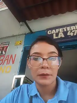 Snapshot of LunaArias chatting on July 29, 2026, 2:37 pm LunaArias online show from July 29, 2026, 2:37 pm