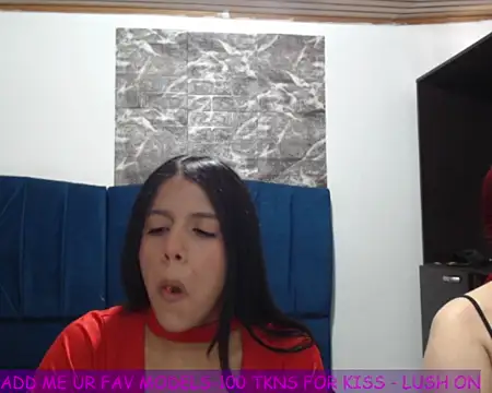 Snapshot of ISAMOONX chatting on June 16, 2026, 1:14 pm ISAMOONX online show from June 16, 2026, 1:14 pm