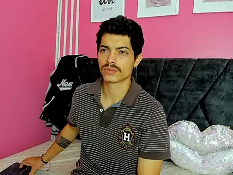 taylor Stele online show from April 20, 2026, 1:47 pm