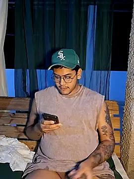 Snapshot of Saul_88 chatting on May 9, 2026, 4:28 am Saul 88 online show from May 9, 2026, 4:28 am