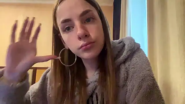 Snapshot of selianderol chatting on June 3, 2026, 11:35 am selianderol online show from June 3, 2026, 11:35 am