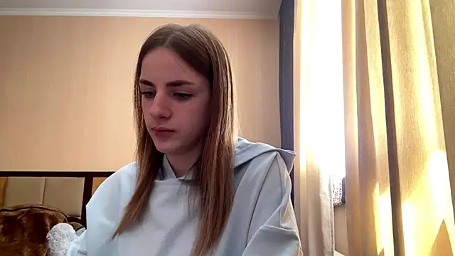 Snapshot of selianderol chatting on June 16, 2026, 11:13 am selianderol online show from June 16, 2026, 11:13 am