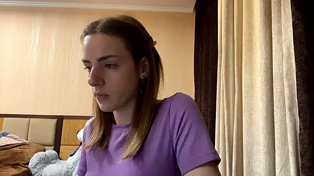 Snapshot of selianderol chatting on July 16, 2026, 7:03 am selianderol online show from July 16, 2026, 7:03 am