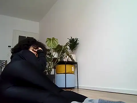 Sawannahh online show from April 21, 2026, 8:53 am