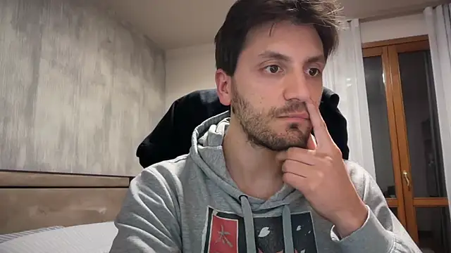 italianass94 online show from April 22, 2026, 6:42 pm